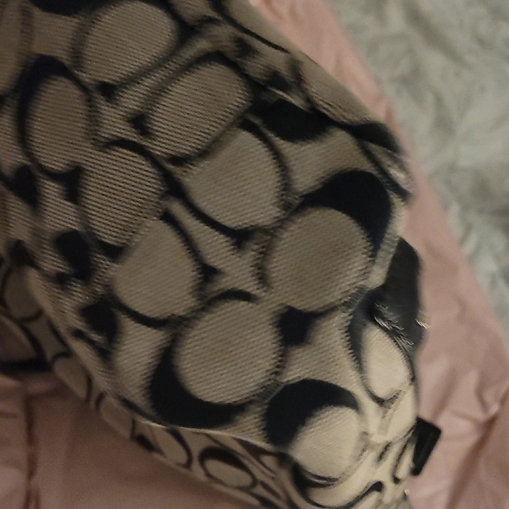 Coach Signature Jacquard Tote in Black and Gray/White - Picture 9 of 10